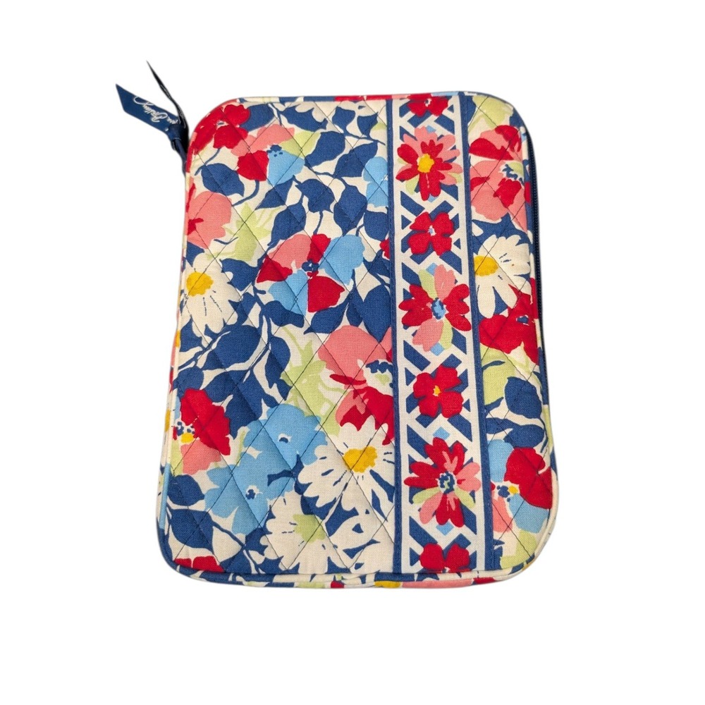 Vera Bradley Lilli Bell Quilted Floral Tablet E-Reader Padded Sleeve Case Bag